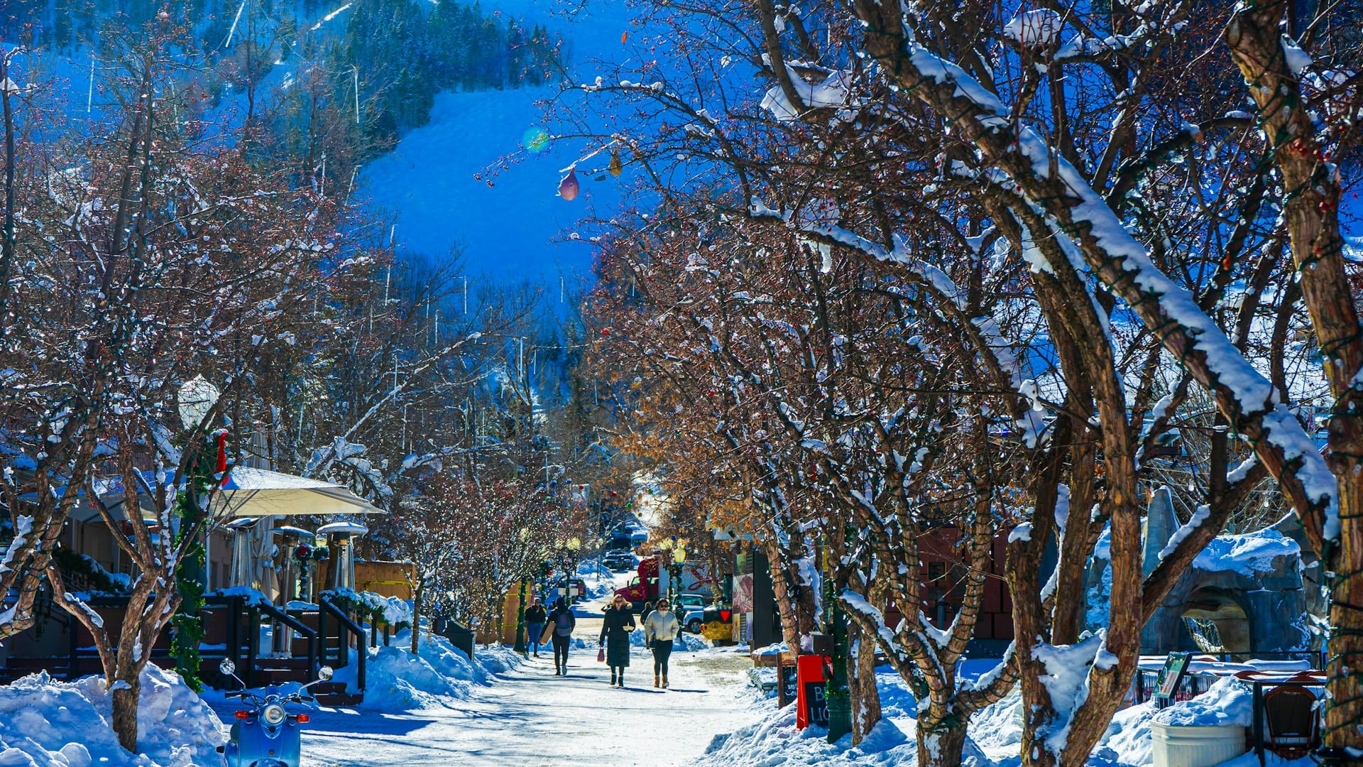 Christmas family vacation in Aspen